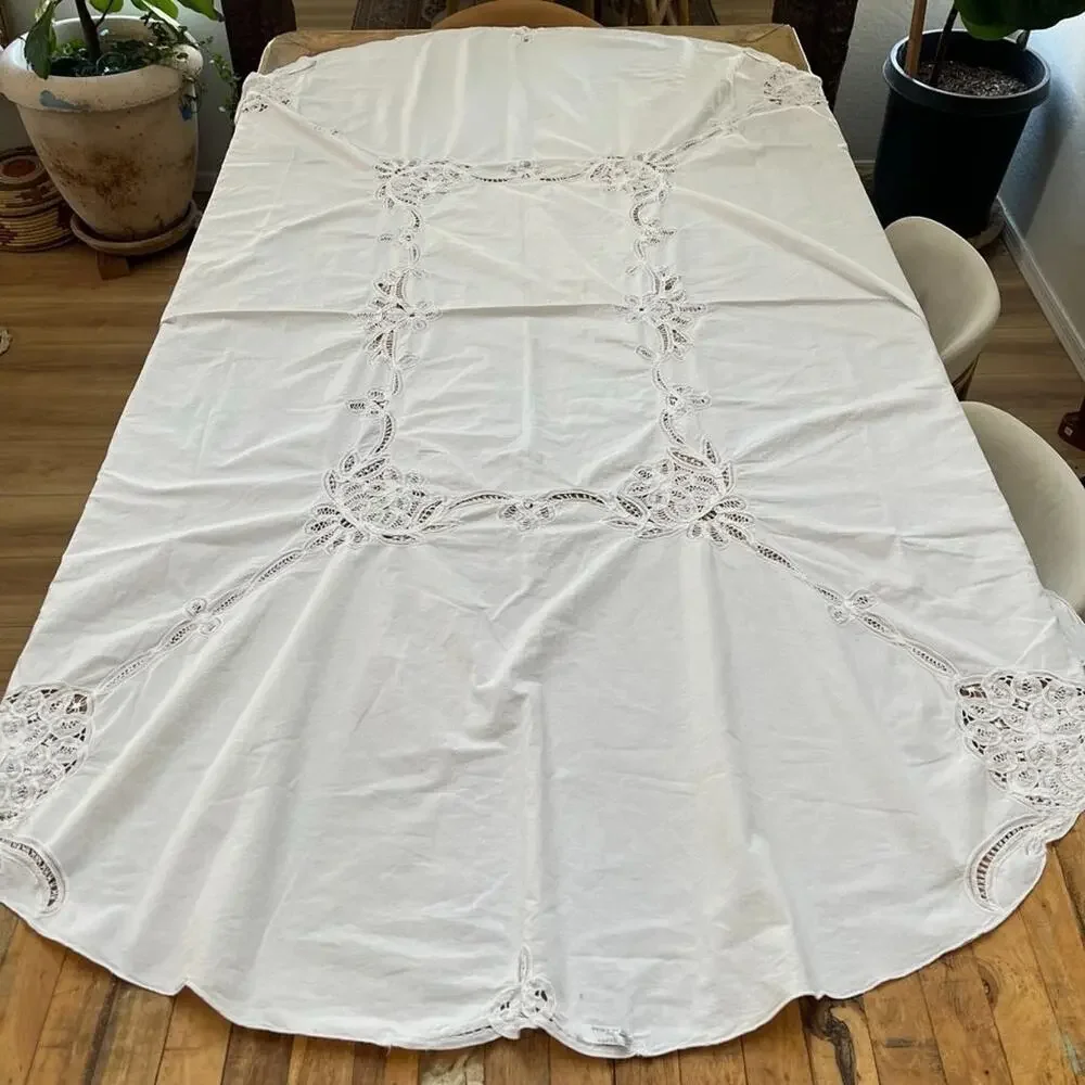 Vintage Imperial Elegance Battenburg Lace Tablecloth White Oval Shape 78
